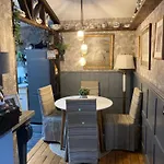 Ballybur Mews 2 شقة *