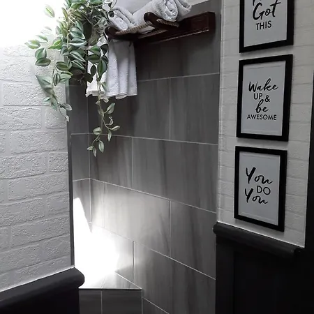 Ballybur Mews 2 公寓 *