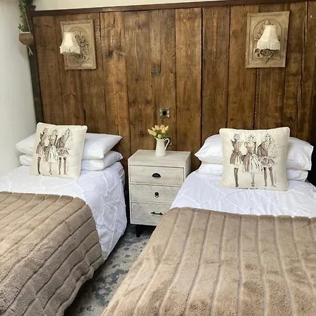 Ballybur Mews 2 Daire *